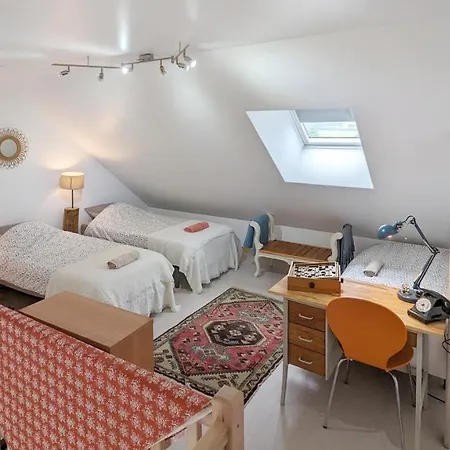 Le Woody Lodge, Large With Wooden Deck And With Garden View Next To Fontainebleau Forest * Acheres-la-Foret