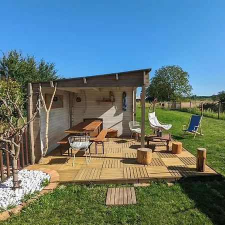 Chalet Le Woody Lodge, Large With Wooden Deck And With Garden View Next To Fontainebleau Forest Acheres-la-Foret