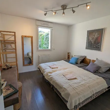 木屋 Le Woody Lodge, Large With Wooden Deck And With Garden View Next To Fontainebleau Forest